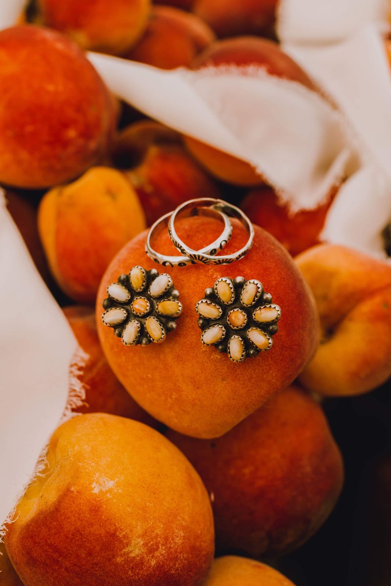 VannahLeePhoto's tweet photo. Feeling peachy🍑✨ 

A few new pieces added to my collection from Milagro Turquoise.🤗

🦋pendant is from @moth_metalworks https://t.co/N1OCMzT4Mm