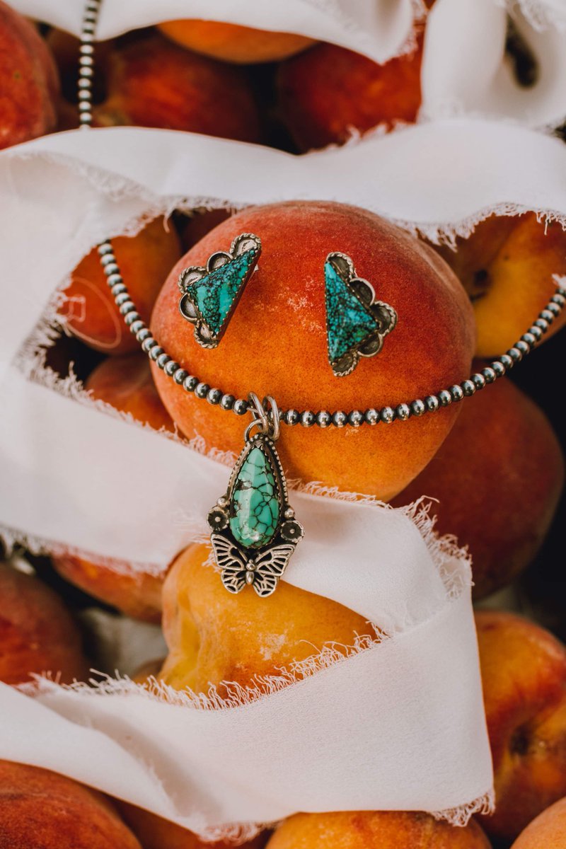 Feeling peachy🍑✨ 

A few new pieces added to my collection from Milagro Turquoise.🤗

🦋pendant is from <a href="/moth_metalworks/">Moth to Flame Metal Works🦋</a>