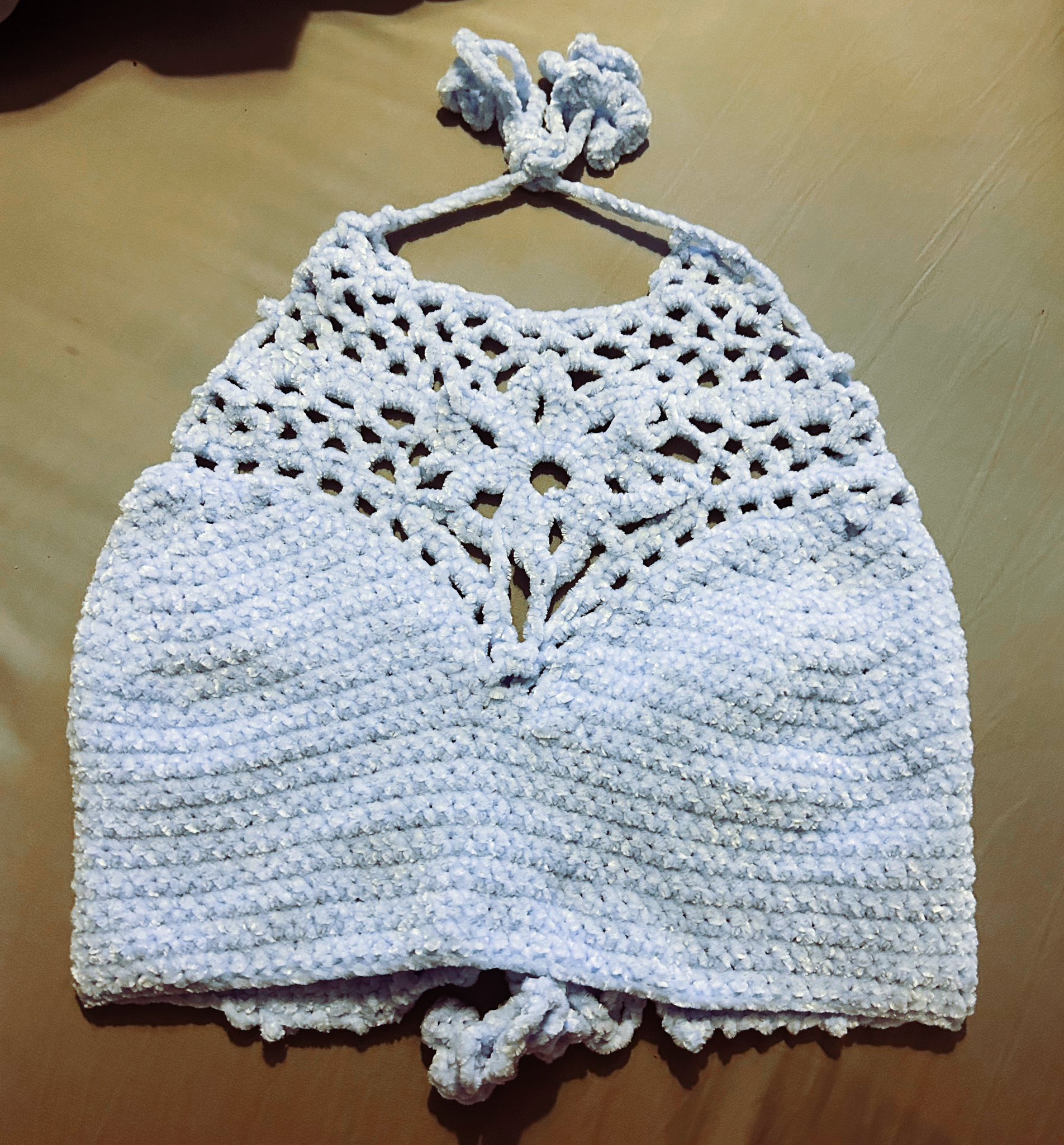 1 pic. Another top for @AugustDazyChain just in time for her to wear it, across the pond. https://t.co/WvXAALFTfw