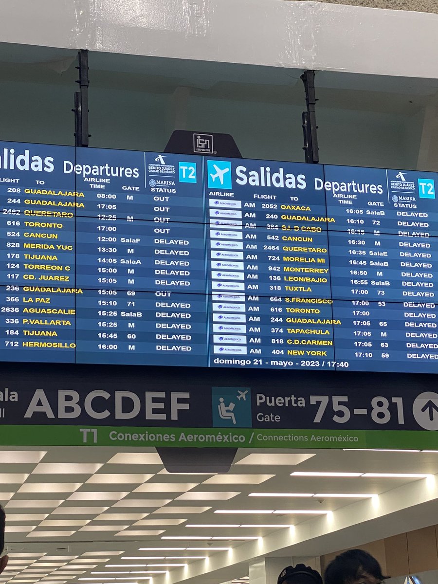 bobbyel's tweet photo. @Aeromexico @AICM_mx @aifaaero Así que l domingo 21 en AICM hace un par de horas… caos total! https://t.co/9vpy1IPq4J