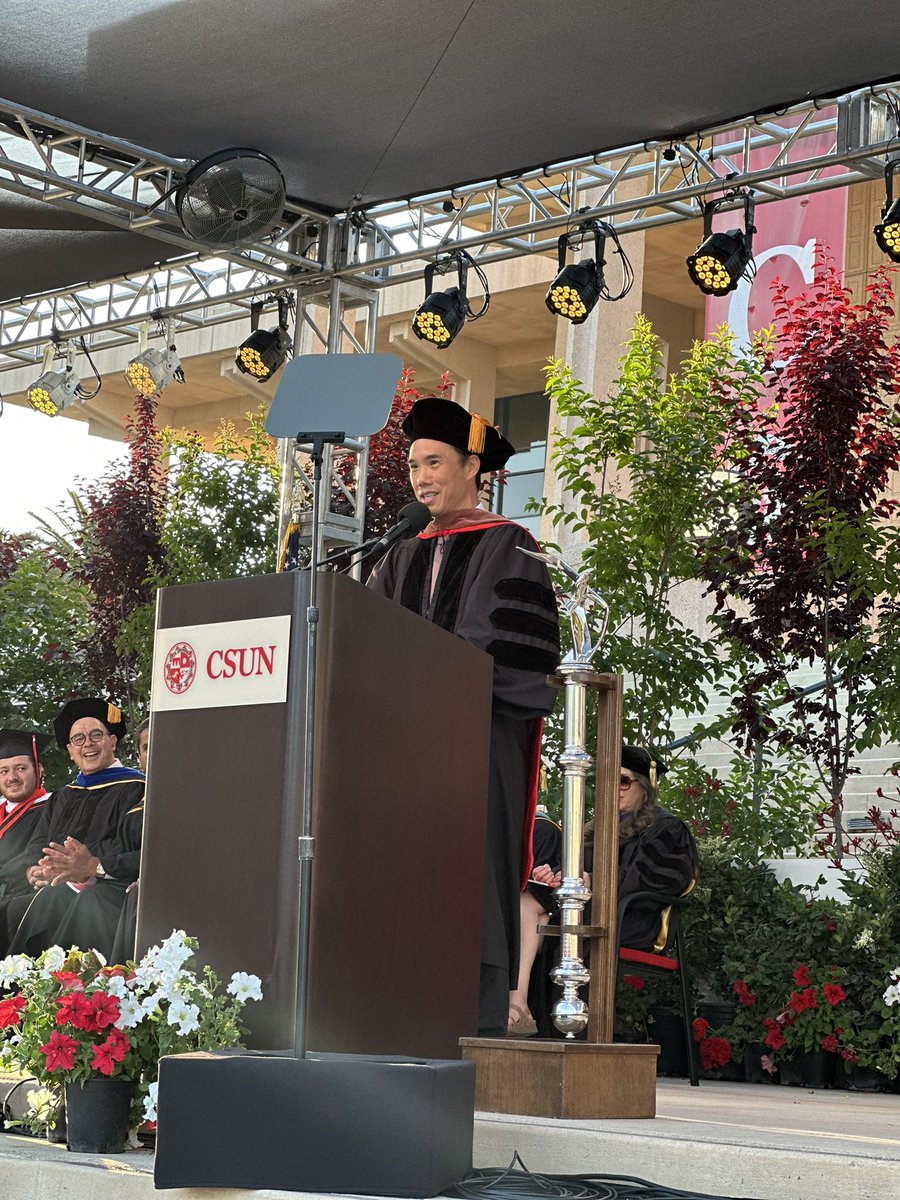 csunorthridge's tweet image. Award-writing author, Charles Yu, receives an honorary doctoral degree during tonight’s commencement ceremony. #CSUN #CSUNGrad