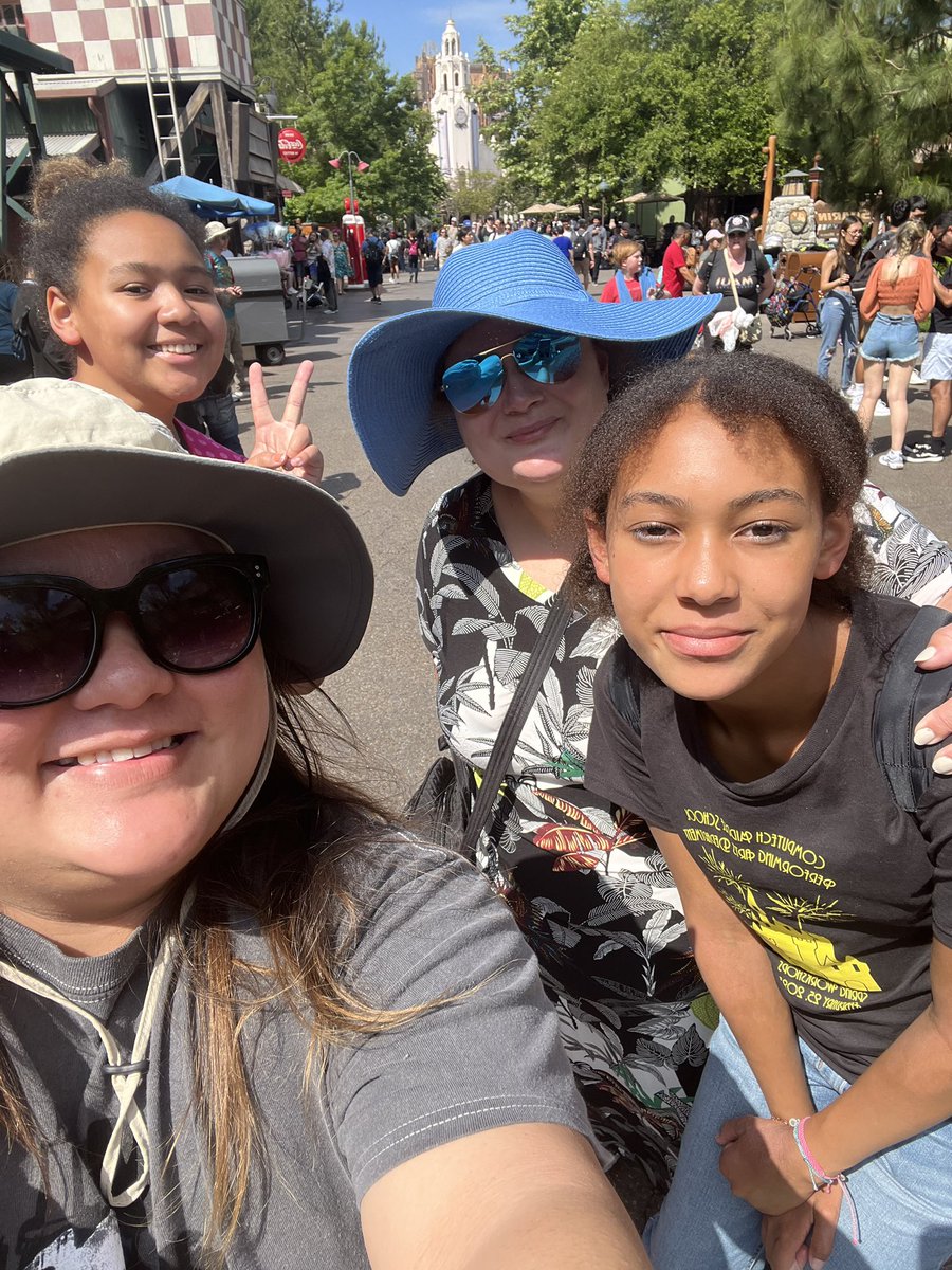 Edison-Computech Middle School tweet media