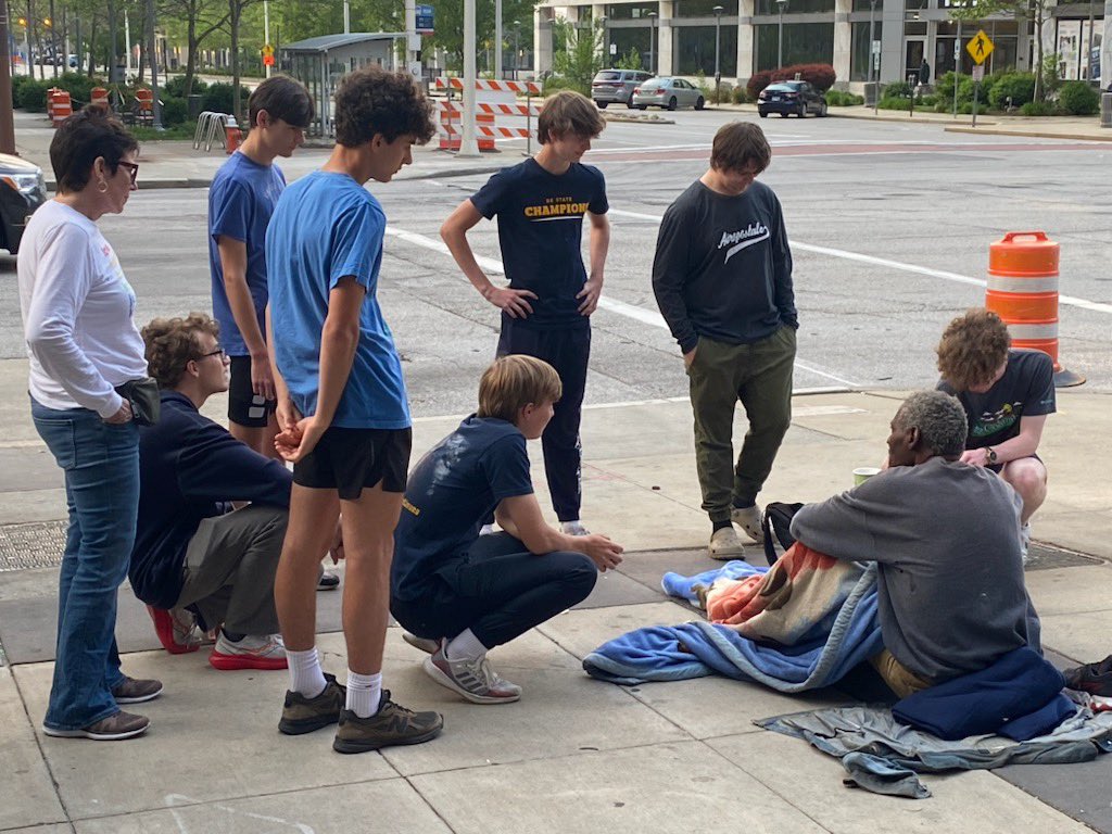 Labre #1066 

Thanks to the 20 students who spent their Sunday before finals with our friends on the streets. (All grade levels and 6 first timers!) 

What a memorable night with old and new friends. 

Next Sunday: “Senior” Labre! 👀 All members of the class of 2023 are welcome!