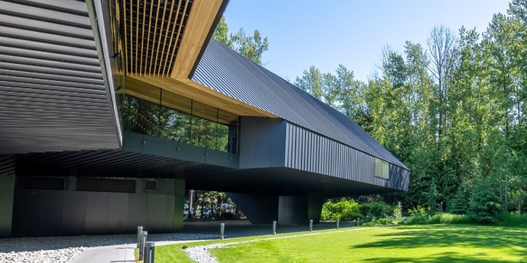 AudainArtMuseum's tweet image. The Museum will be open tomorrow for Victoria Day from 11am to 6pm. Enjoy the building's stunning architectural design as you explore the Permanent Collection and Special Exhibition galleries. #AudainArtMuseum #MayLong

Image by Scott Brammer