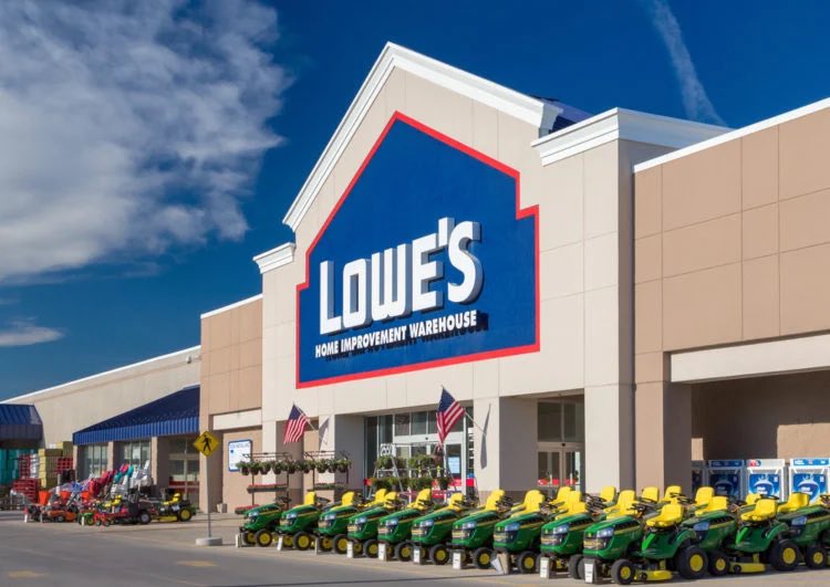 Did you know that mfers lawn flags will be sold at Lowe’s? Coming soon…

Lowe’s is a Fortune 500 company…they own and operates over 2,100 retail stores in all 50 states and Canada.

How is this possible with no centralized project team?

web2 🤝 web3

🌎-'