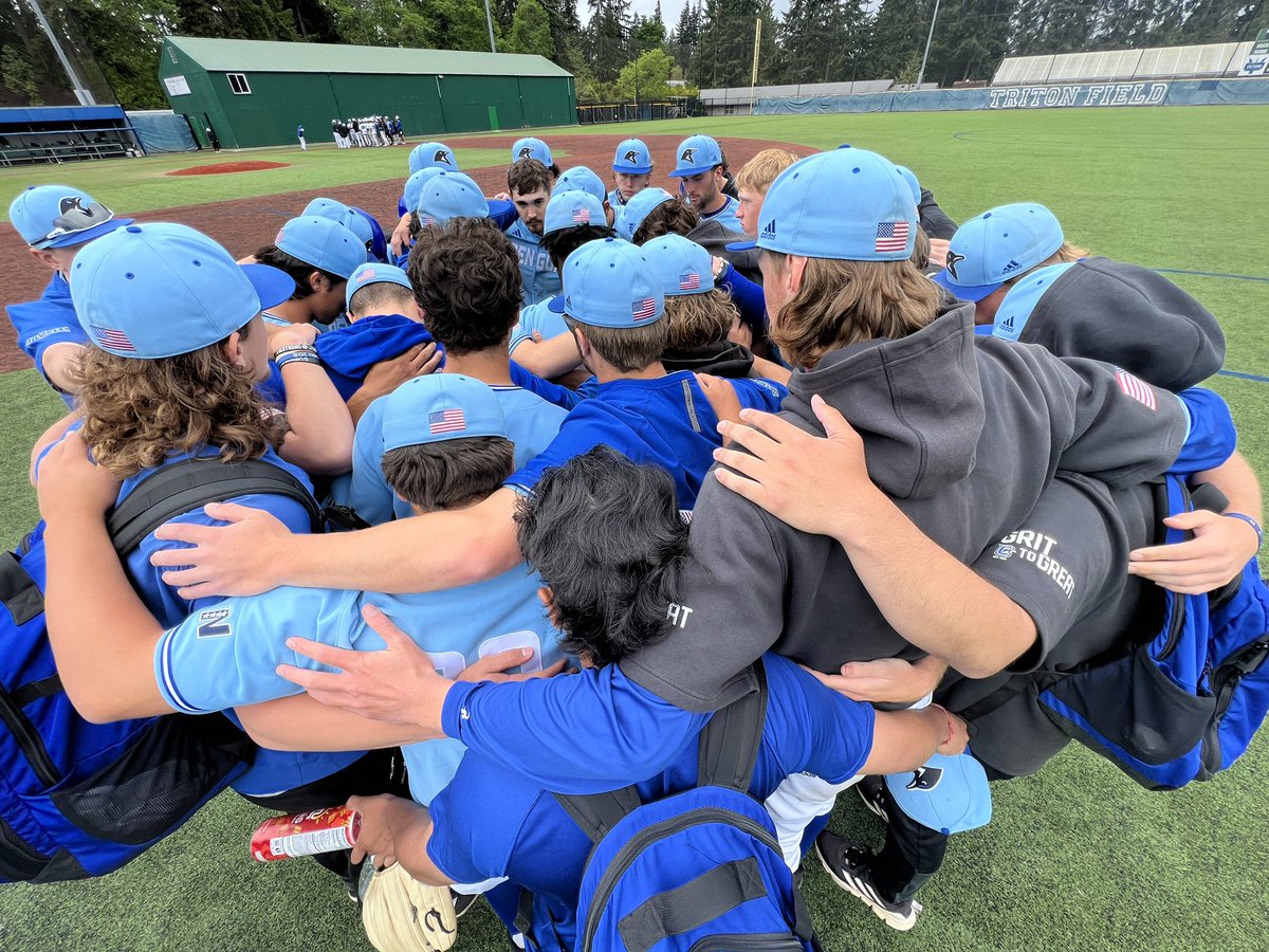 An incredible season 

Thank you to all who rooted on your Penguins through the last few months. It was definitely one to remember 🐧

#clarkcollege | #clarkpenguins | #grit2great