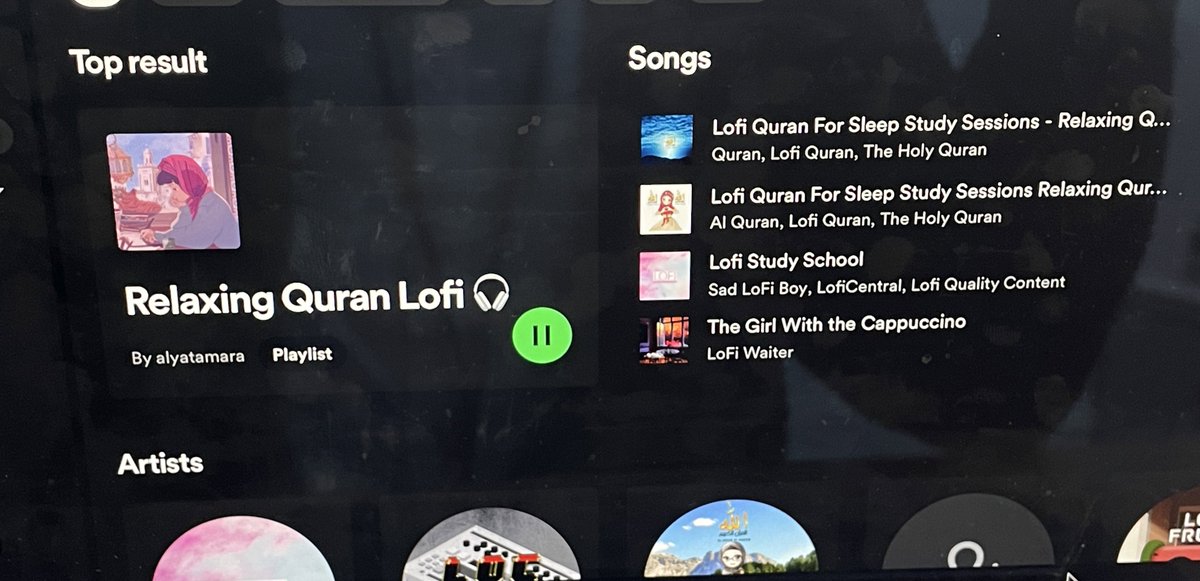 tattyhassan's tweet photo. If u want to listen to chill quran recitations while you’re doing work / anxious, try playlist ni. https://t.co/fuh51wduGD