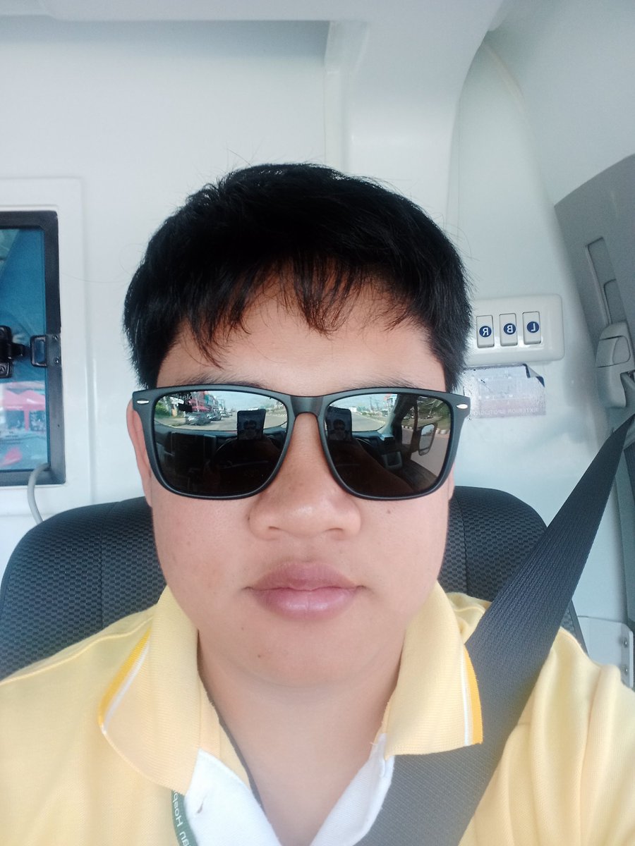 WithyaYmat's tweet photo. หาเพื่อนกินเหล้าริมโขงบึงกาฬครับ https://t.co/j00R6pd8Ku