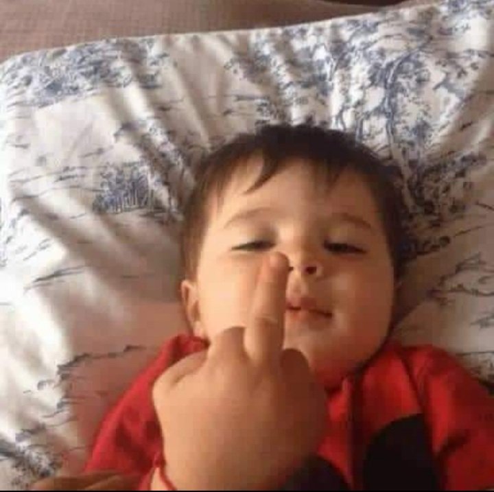 "DEJA DE DORMIR TANTO"
YO:
