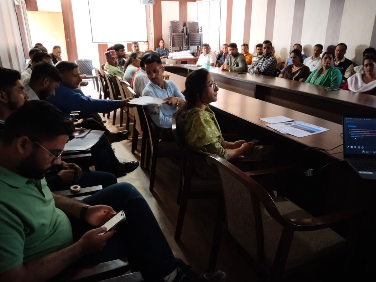 CDrpgmc's tweet photo. Block level meeting for Dept. of Health, Higher education and Panchayati Raj of Block Salooni of District Chamba on 20th May 2023 to discuss “Tobacco Free Panchayat and Educational institutes”
@TheUnion_TBLH
@CMOFFICEHP
@nhmhimachalp
@CTFKGlobal https://t.co/c2ikpmy4w2