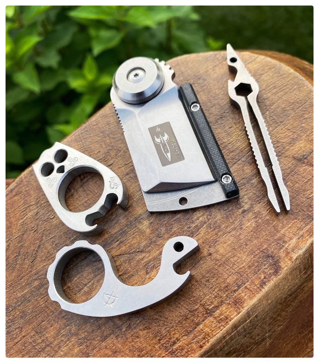 KevinCo55931013's tweet photo. Sunday’s EDC carry-

#castondesign #kadima
#proto #chiselgrind
#vox #voxnaes #voxsnail
#tacticaltweezers https://t.co/JVLJ0qfKhW