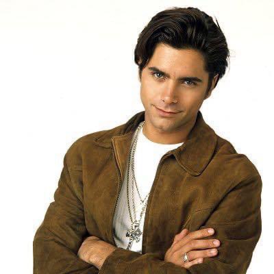 faiththegemini's tweet photo. you lying if you say you’ve never had a crush on uncle jesse https://t.co/m2p98CUUEe