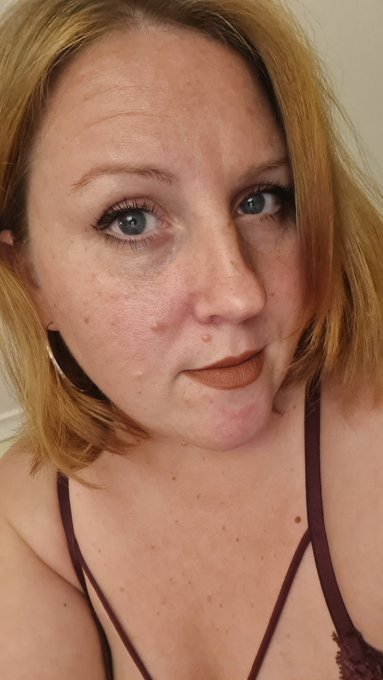 DON'T MISS MY LIVE SHOW🔞 Starting in 15 minutes. @chaturbate https://t.co/S0j0z6I5sC<a href="/tag/curvy"class="tags"><span>#curvy</span></a><a href="/tag/mommy"class="tags"><span>#mommy</span></a><a href="/tag/redhair"class="tags"><span>#redhair</span></a>