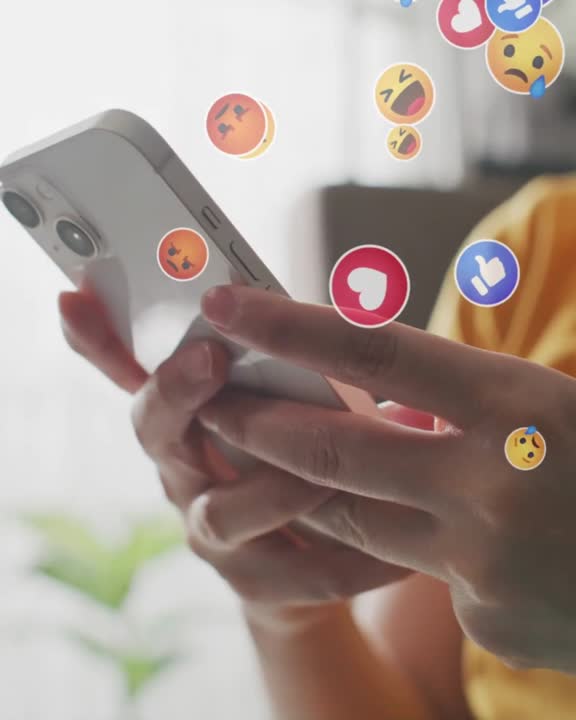 litha02's tweet photo. How to Optimise Your Social Media Profile for Search .Look at our LinkedIn page for the answer: https://t.co/Tu2XbljArp.  
#DigitalMarketing
#OnlineVisibility
#SocialMediaTips
#SocialMediaStrategy
#OnlinePresence
#SocialMediaEngagement https://t.co/44gK3TBEbC