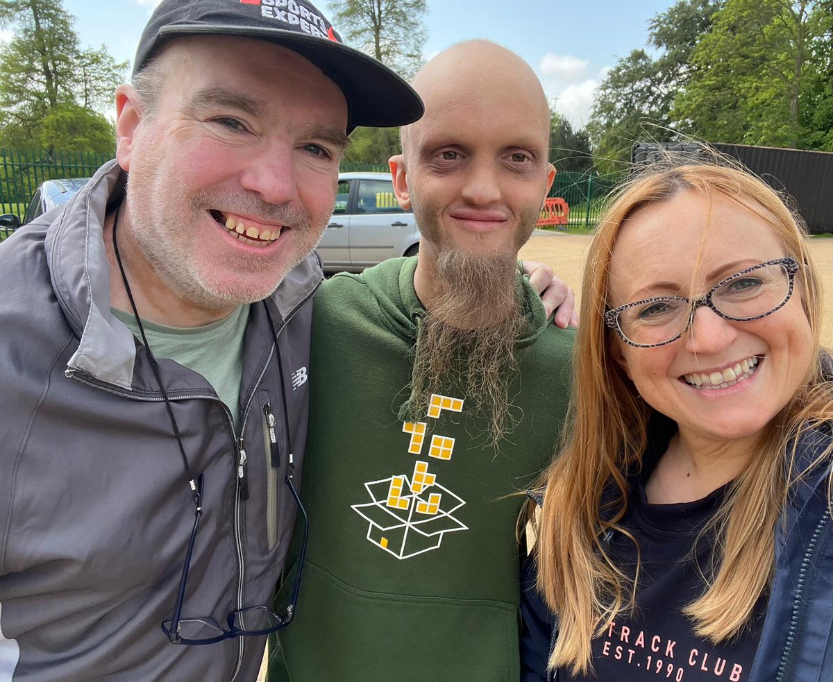 Karen went for a lovely sunny Well Walk around Bowring Park on Friday - starting at the wonderful <a href="/BowringGolf/">Bowring Park Golf Course</a> 

A mindfulness walk with like-minded people.

And we have another coming next week!