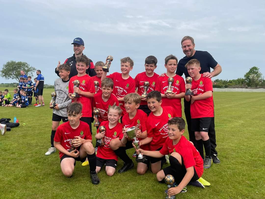 🏆 U10 Amber, Champions!

Congratulations to our U10 Ambers who lifted the 'Championship' Cup after a nail biting win v Leyland Pirates.

Massive achievement for the boys.

#mjfdc #OneLoveOneClub