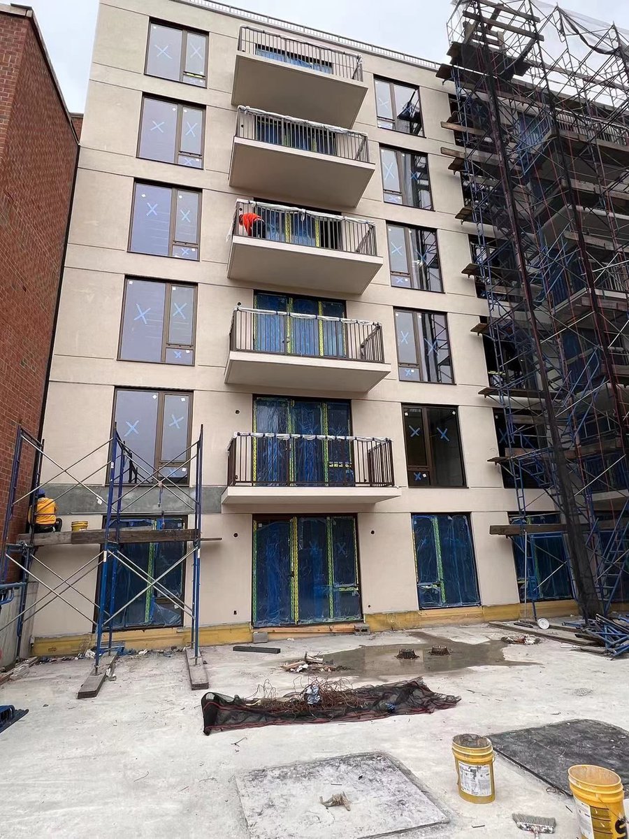 Viki_kinlong's tweet photo. #Kinlong Aluminum Railing for NY projects.
We have made customized designs for different balcony sizes and usage positions to ensure the aesthetics of railings after installation, while also implementing classified packaging to improve installation efficiency.
#buildings https://t.co/hh7r5XAOpQ