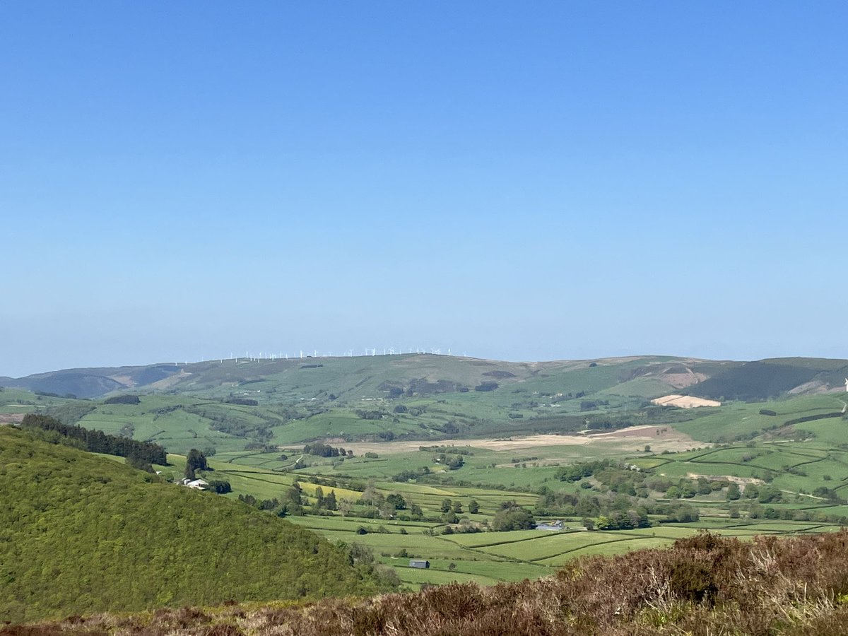 trudydavies1964's tweet photo. Beautiful weekend weather in Mid Wales, could see for miles on top of the hills on the Radnorshire / Montgomeryshire border 
#Threemilesadayinmay 
#RBLI #TommyClub 🌺 
#RoyalBritishLegionindustries #RBL 
#RBLWS #lestweforget https://t.co/WH7lhCZZWq