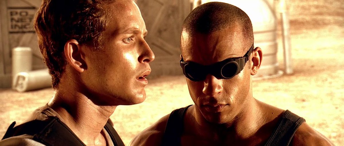 moviesinfocus's tweet photo. David Twohy's Pitch Black - a sci-fi film with no pretensions. With great tension &amp; some very good effects, it shows the star power of Vin Diesel (strong in the lead). A small film in the mould of Aliens, Pitch Black is better than bigger genre works with much larger budgets. https://t.co/Gz0Dz18k0u