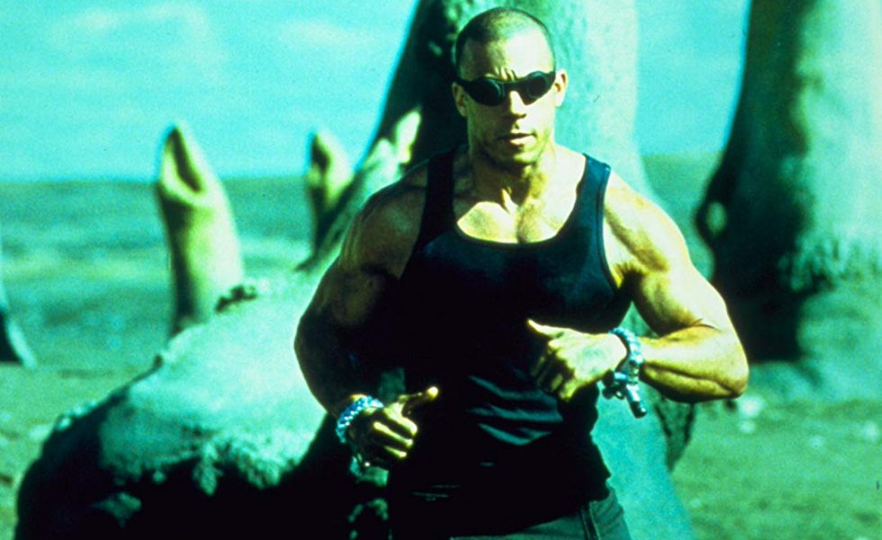 moviesinfocus's tweet photo. David Twohy's Pitch Black - a sci-fi film with no pretensions. With great tension &amp; some very good effects, it shows the star power of Vin Diesel (strong in the lead). A small film in the mould of Aliens, Pitch Black is better than bigger genre works with much larger budgets. https://t.co/Gz0Dz18k0u