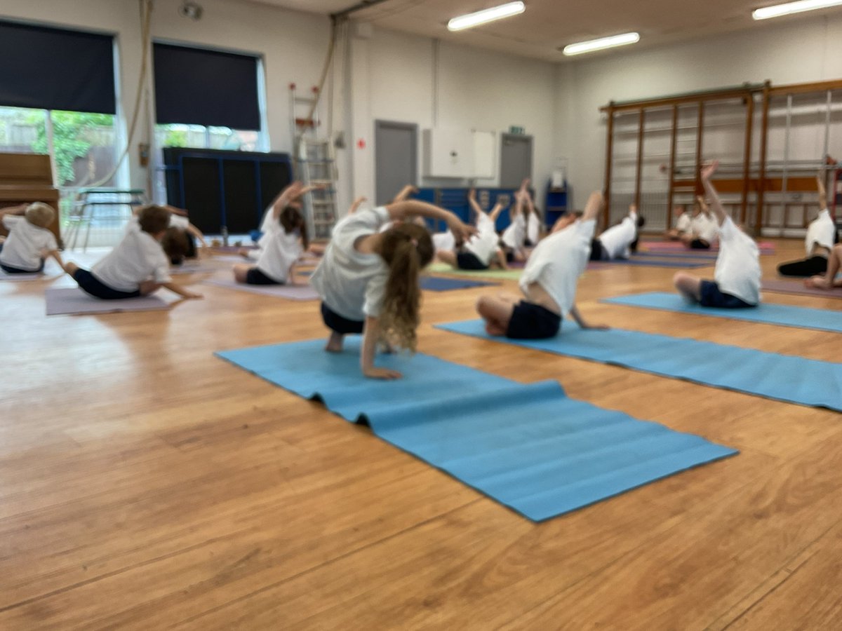 InfantWalsh's tweet photo. Silver class feeling 'zen' with their Friday afternoon Yoga class. A perfect end to a busy week. Thank you to Hayley our wonderful Yoga teacher 😁 https://t.co/SfjsXelF0O