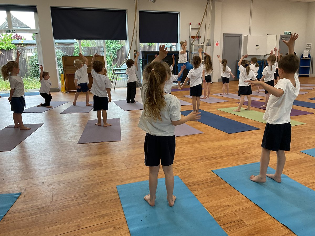 InfantWalsh's tweet photo. Silver class feeling 'zen' with their Friday afternoon Yoga class. A perfect end to a busy week. Thank you to Hayley our wonderful Yoga teacher 😁 https://t.co/SfjsXelF0O