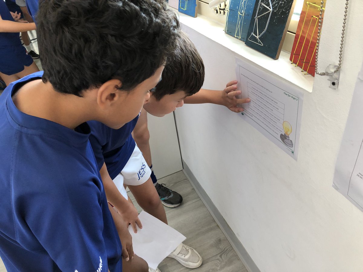JESSPrimaryYR6's tweet photo. Revising our knowledge of electrical circuits and diagrams but solving clues to crack the code in an ‘escape room’!
Fun as we work as teams to try and escape!! #jesspriscience ⚡️⚡️💡💡🔌🔦🪫🔋⚡️⚡️ https://t.co/UaRRamtFmd