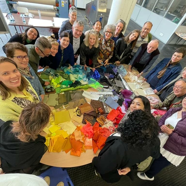 ESDi_Barcelona's tweet photo. 🌸 INTERCOLOR. Como, Italia. Mayo 2023.
Otro año más, @ESDiColor_LAB by @ESDi_Barcelona, representante de España en #Intercolor, ha asistido al Congreso del Color, esta vez en la ciudad de Como, #Italia.
¡Os dejamos unas imágenes del evento!🤩👇 https://t.co/NA5vGtmW9B