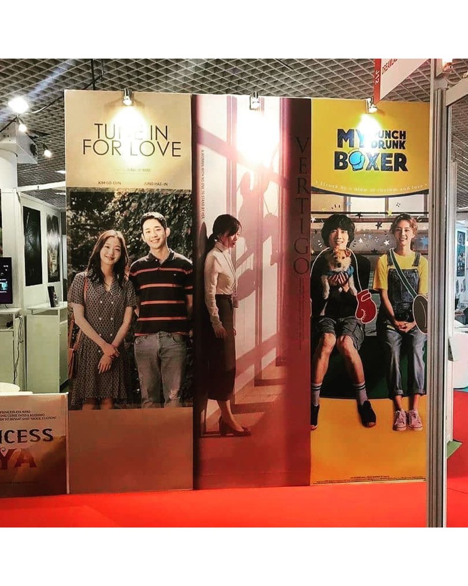 cpjing8888's tweet photo. #KimGoEun at Cannes
Ggone has been to Cannes 3 times (technically, only once).
1. #CoinLockerGirl - She's in Cannes physically in 2015 to promote her film.
2. #TuneinforLove - CGV Arthouse promotes the movie in Cannes Film Market 2019.
3. #EXHUMA - SHOWBOX promotes https://t.co/HWlTuDEVhT