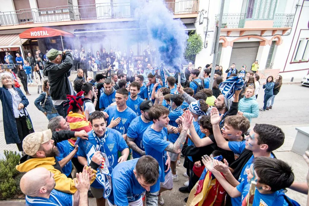 El FC Oló aconsegueix un ascens històric a primera catalana de futbol sala buff.ly/43iod8Y