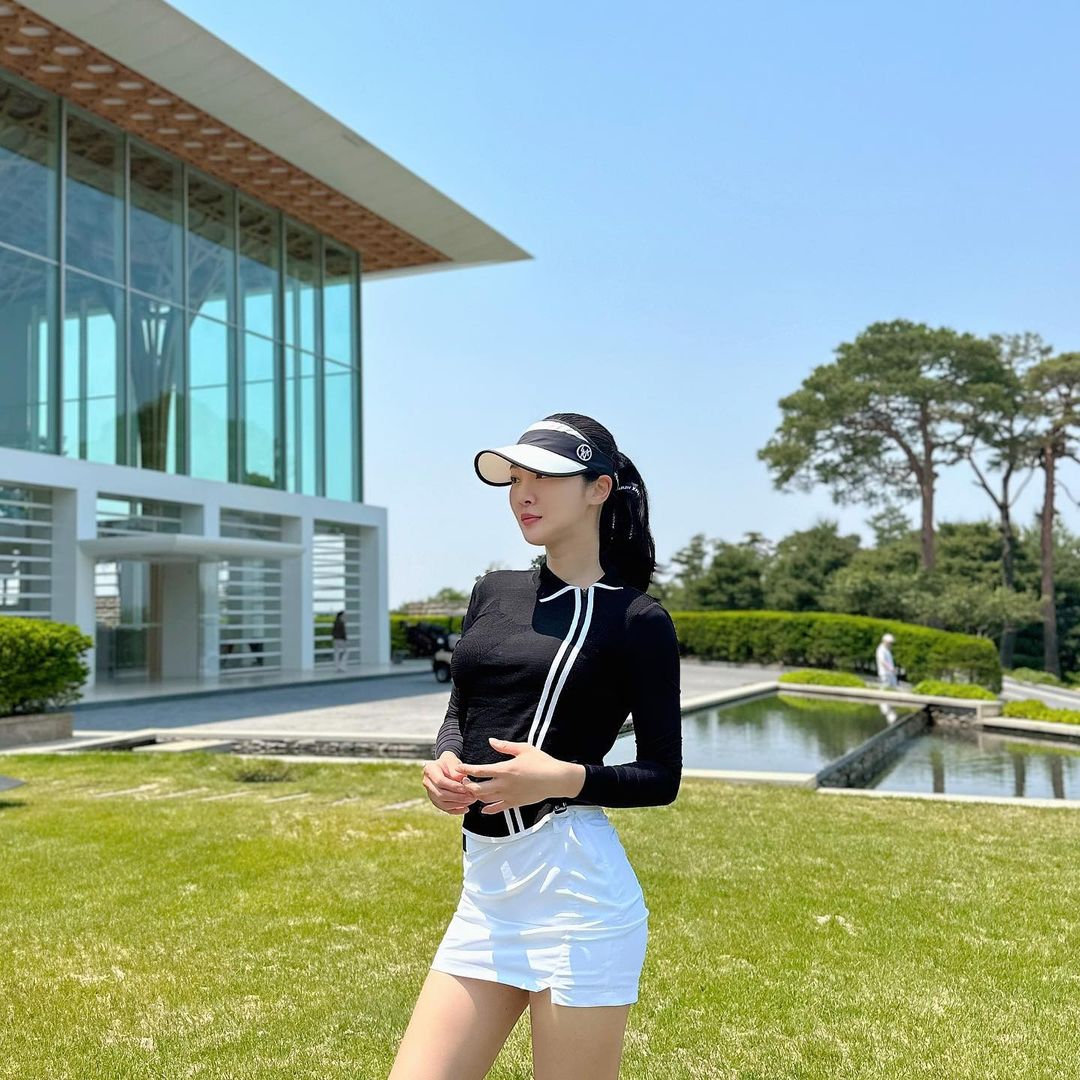 mina_23325's tweet photo. They say golf is like life.  Don't trust them.  Golf is more complicated than that.😂 #Golf @mina_23325 https://t.co/s5FIZdloak