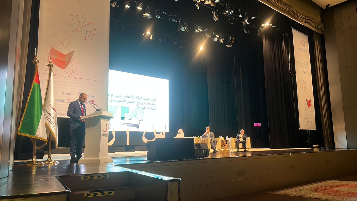 QRFoundation's tweet photo. يطرح الآن الرئيس التنفيذي باسم سعد خلال مؤتمر تحسين معرفة القراءة والكتابة مجموعة من الأسئلة على كل صاحب قرار في مجال التعليم أن يسألها لنفسه، منها أسباب المعدلات العالية من محو الأمية عند الشباب والعوامل التي تسهم في أزمة مهارات القراءة في منطقتنا. 
#مستقبل_اللغة_العربية https://t.co/zRdtp3H1w8