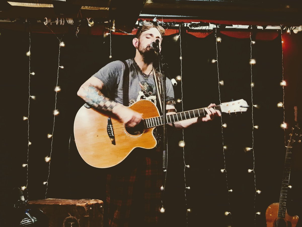 Friday night <a href="/TheOvalTavern/">The Oval Tavern</a>.