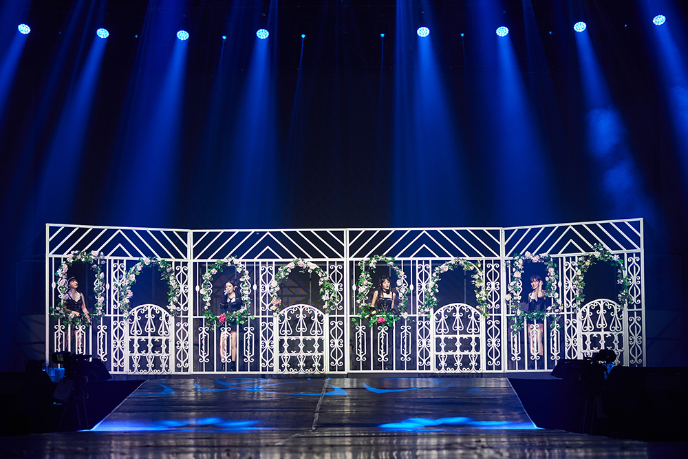 레드벨벳, 인도네시아 첫 단독 콘서트도 전석 매진 성황!
2023 글로벌 투어 순항! 아시아 찍고 유럽으로 간다!

Red Velvet successfully wrap up the sold-out concert in Indonesia! 
Continues their ‘2023 Global Tour’ to Europe after Asia!

bit.ly/3Mtb1Hu

#RedVelvet #레드벨벳