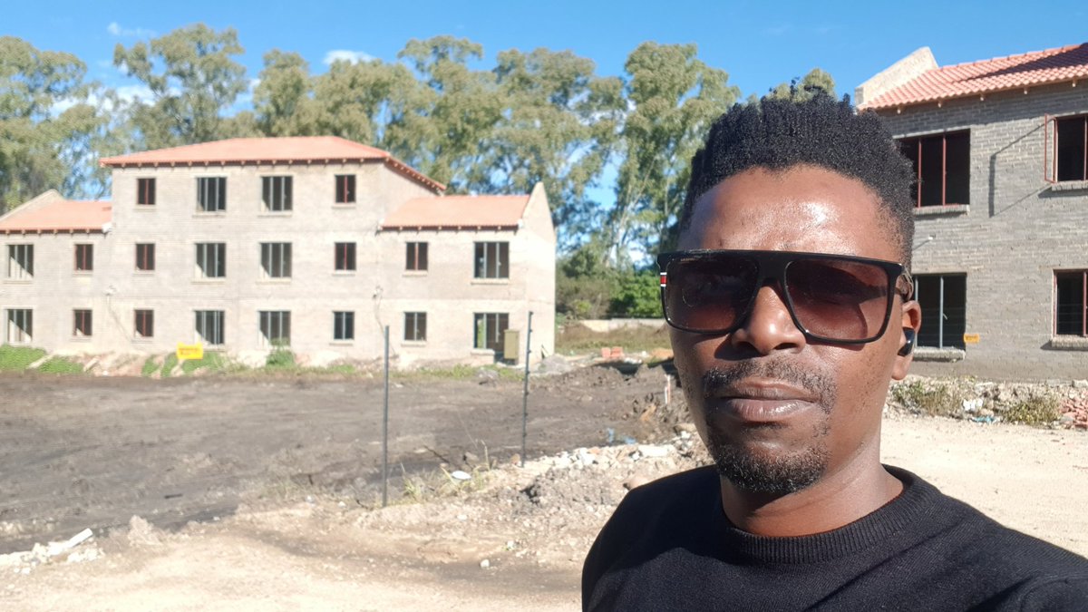 I'm not the best person but I sure do put my best foot forward when I do something