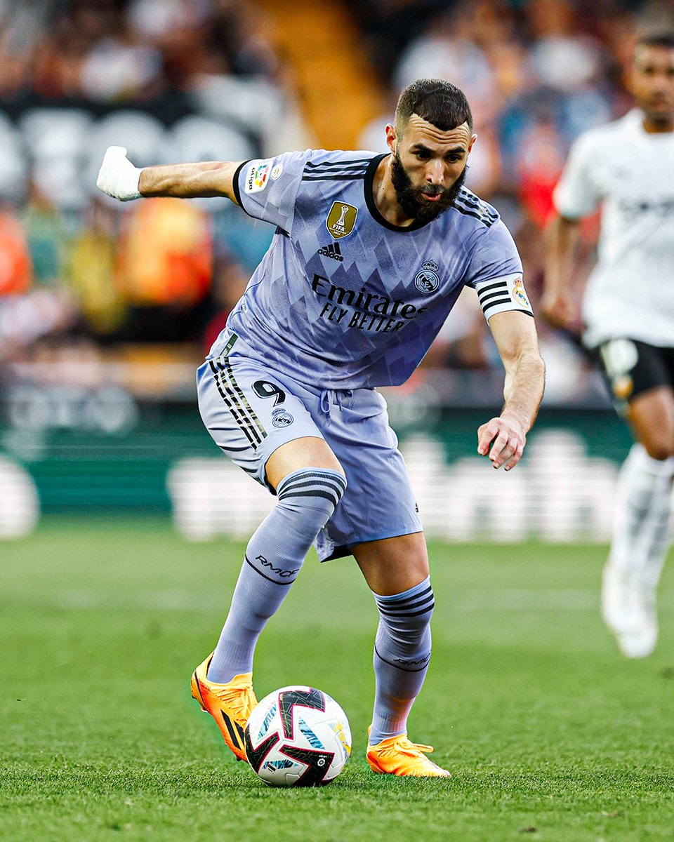 prius466's tweet photo. 5️⃣ @Benzema se ha convertido en el quinto jugador con más partidos en la historia del @realmadrid.
📊 646 partidos
#RealFootball https://t.co/FwKms5FXVm #NewRomantics #HalaMadrid