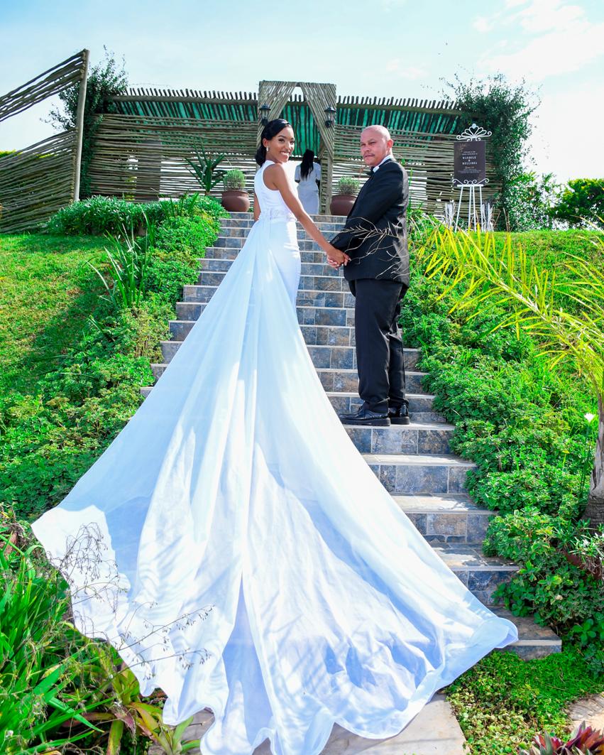 Where dreams bloom and love takes flight! Say 'I Do' in our beautiful garden at Sharula Estate!
Sharula Estate is based only 6km from Ballito and 34km from Durban in Kwazulu Natal. sharula.co.za info@sharula.co.za  079 847 9660