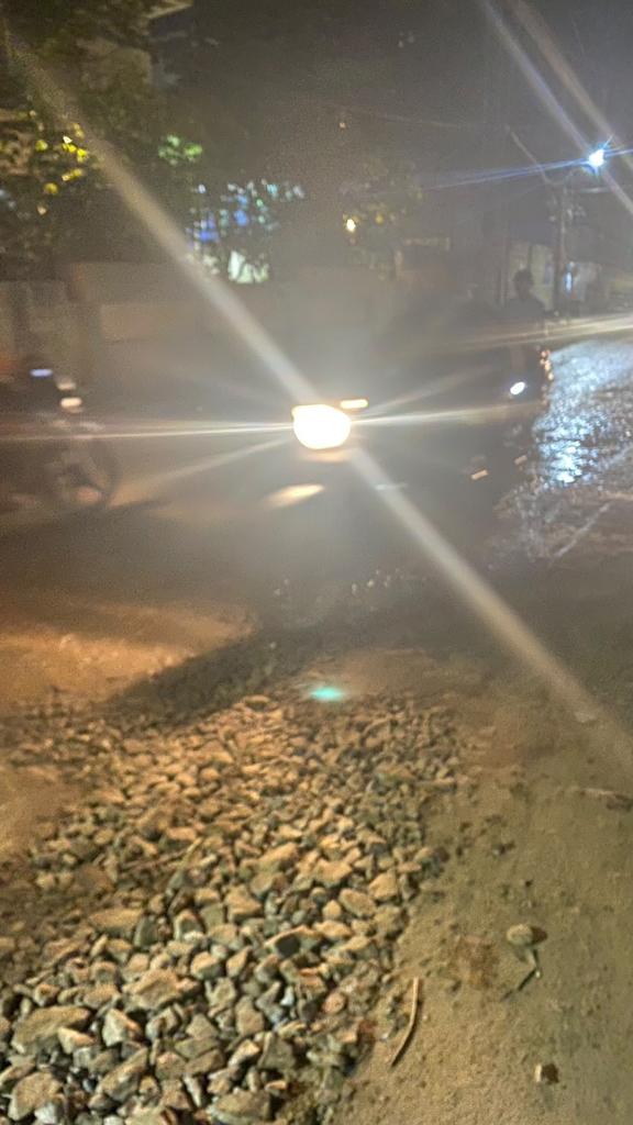 kdevforum's tweet photo. Musical chairs b/w Bwssb,MinorIrrigation,GAIL,Bescom and BBMP has led to ths.
#BengaluruRains start,time for @BBMPCOMM @MALimbavali to expedite slow works in Halanayakanahalli.Schools are starting,it will get worse.
@CMofKarnataka time for #BBMPReforms promised in #INCManifesto! https://t.co/2OsdXOo4GA