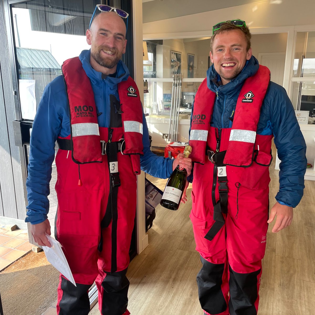 SIPeaksRace's tweet photo. Our first services team are in! 15th in the fleet, it’s Grebe IX. #sipr23 https://t.co/PImwSpBaTc