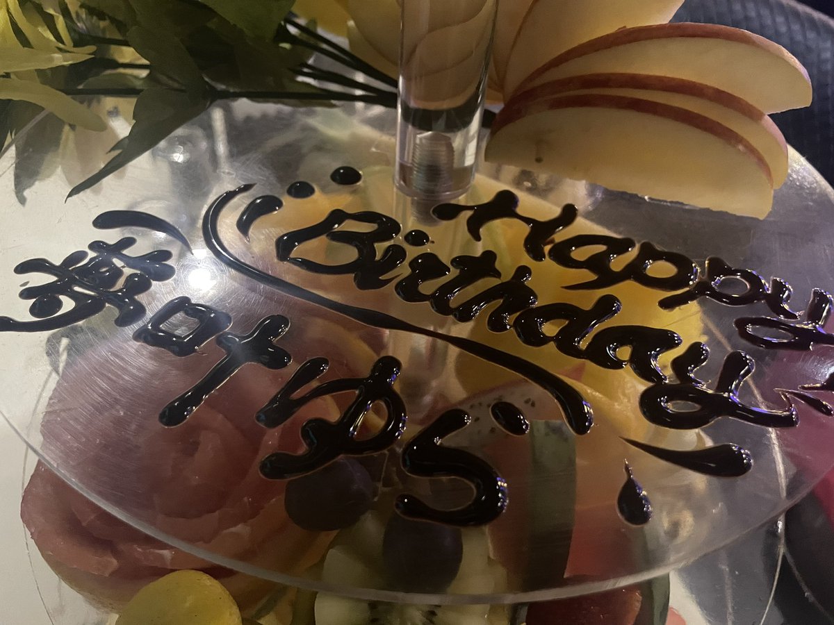 yura19910517's tweet photo. #birthday

本日は僕の2日目のバーイベ！
緊張だ。そして、なにより。。
連日の酒量で身体が動かない…笑

歳を感じます。

#夢叶ゆら #すすきのホスト https://t.co/a0BNddaeAL
