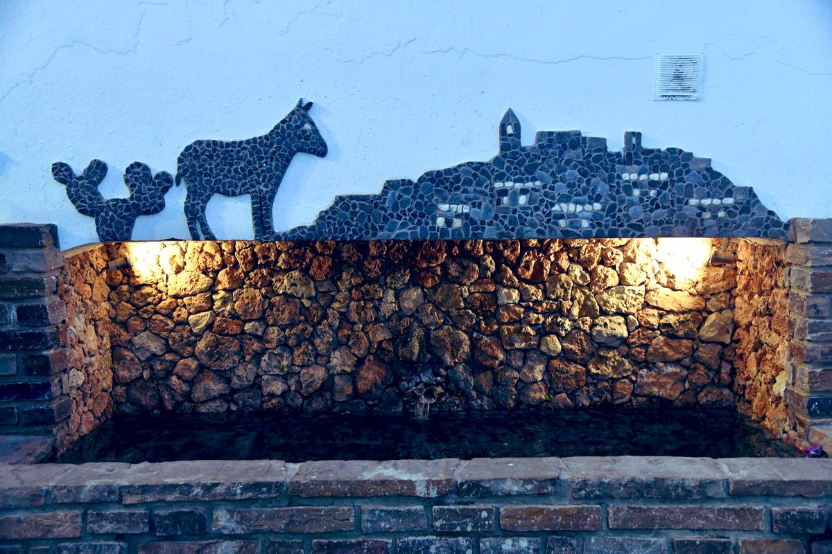 popularcasares's tweet photo. ☔️ Buenos días ❗️
💙 Comenzamos una semana decisiva para #Casares #EntreTodos https://t.co/azT1YDtdje
