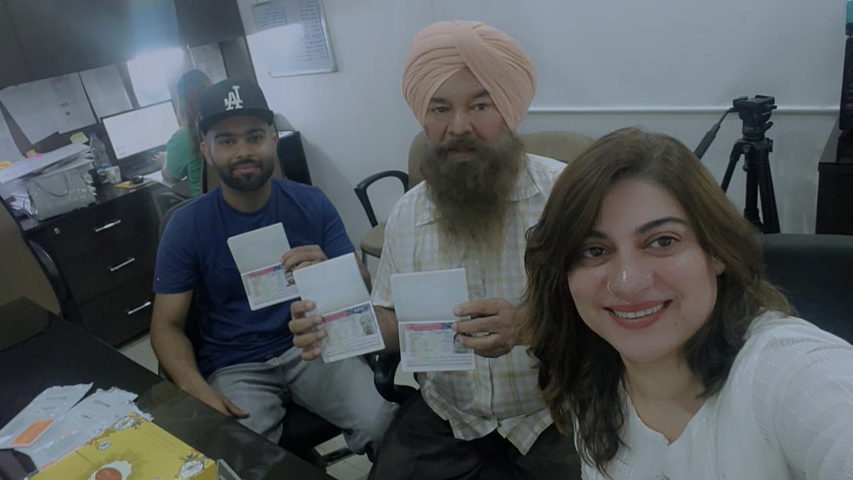 india_f4's tweet photo. Congratulations Manvir Singh and family . today they have received their passports with immigration visa .
#bestimmigration #samarsandhu #f4visa #f4india #usimmigration #uscis #f4indiaimmigration #greencard https://t.co/WGRNMsmFRr