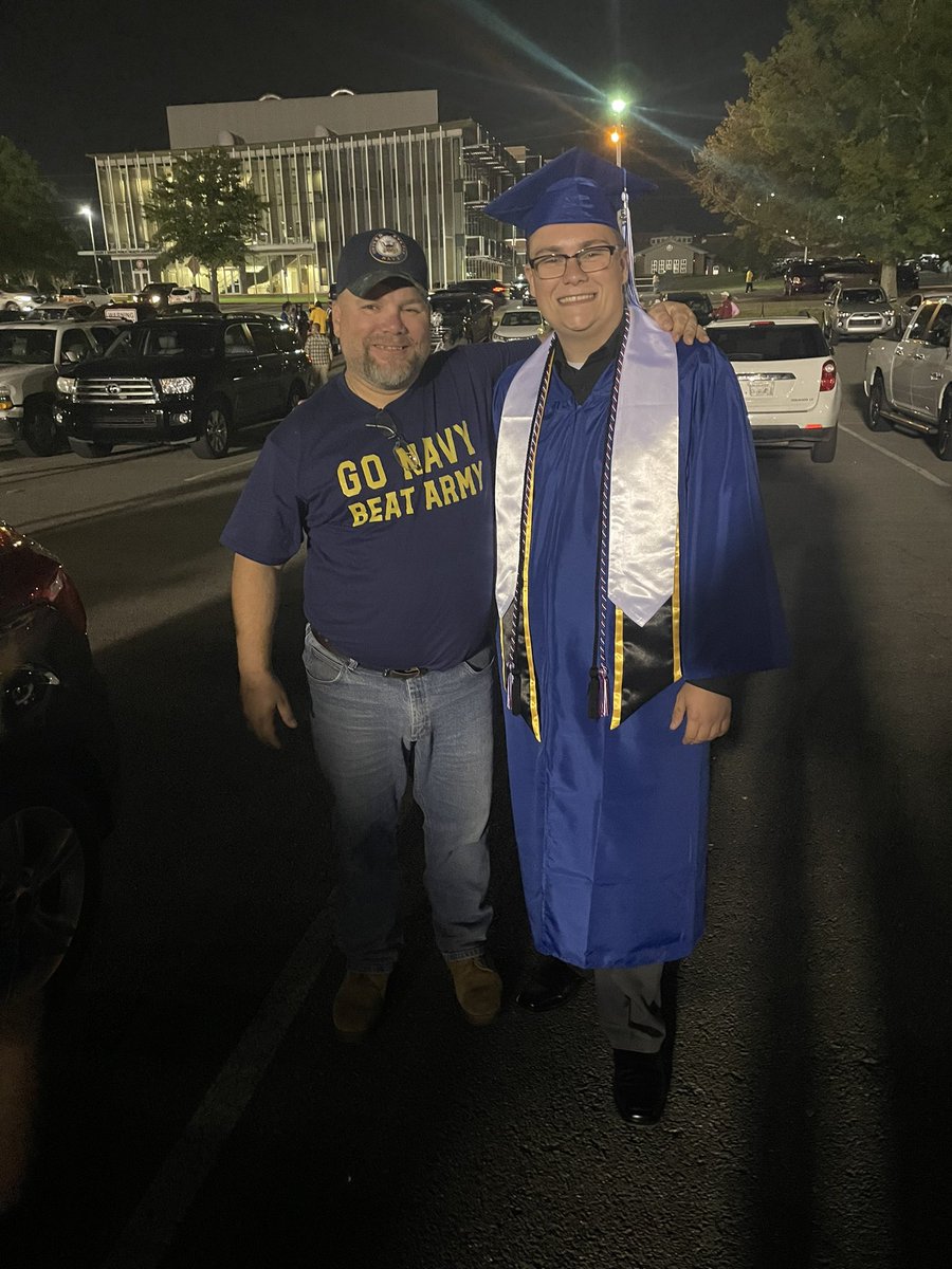 JasonCFarmer's tweet photo. My boy graduated tonight, with honors. I’m so proud of him. Next up for him is the @USArmy   Can’t believe i have to start calling him an #armypuke Oh well. Still super proud to be his dad. #USNavyVet #IraqVet #OohRah #HM3 #FMF #AVT https://t.co/cQVPr8DA2V