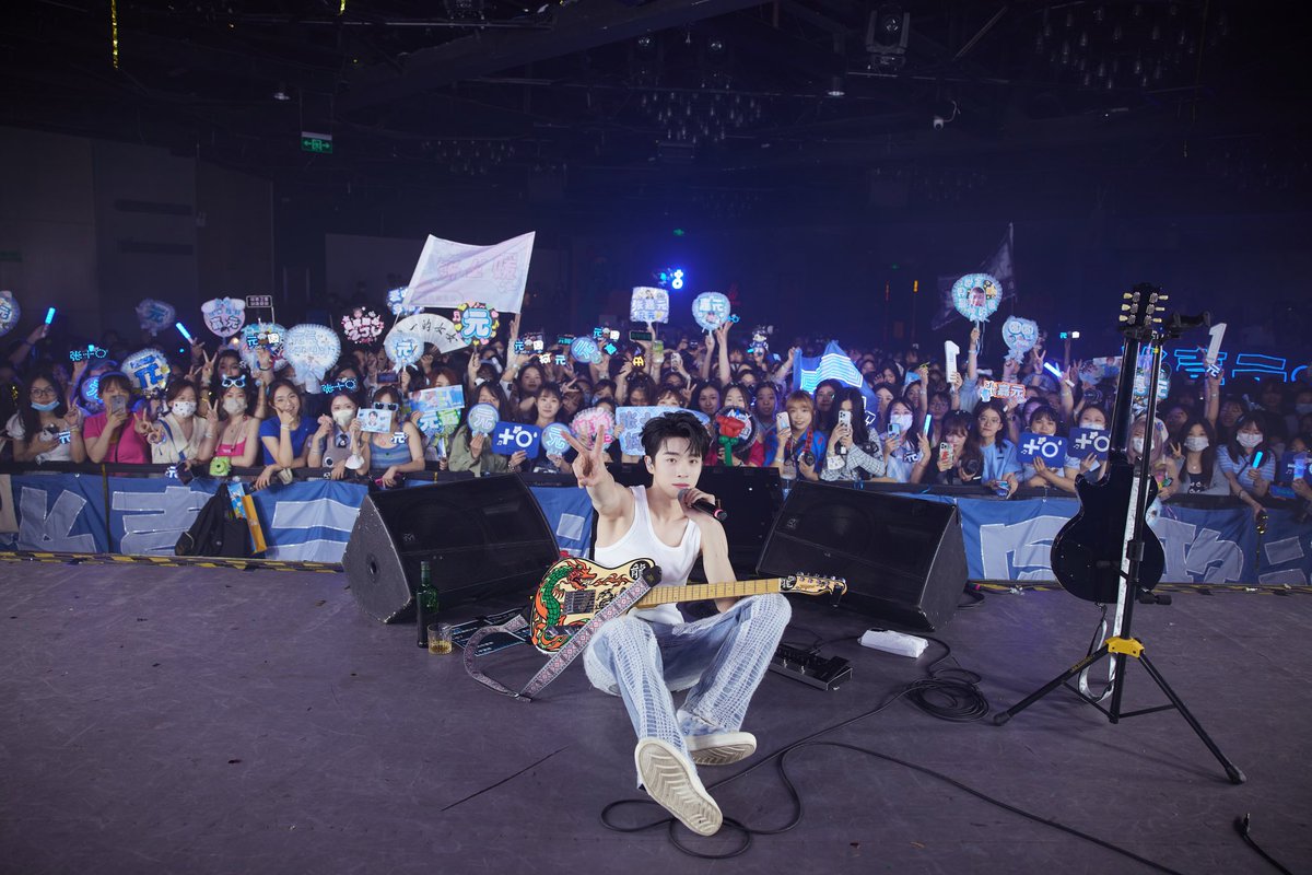 praewplabpla's tweet photo. ชอบที่แอควาจีกับแอคลุงแกะลงคนละรูปและสีก็คนละโทน ชอบๆ ลงอีกเยอะๆนะ😁 https://t.co/0yaY2Q7Tn5