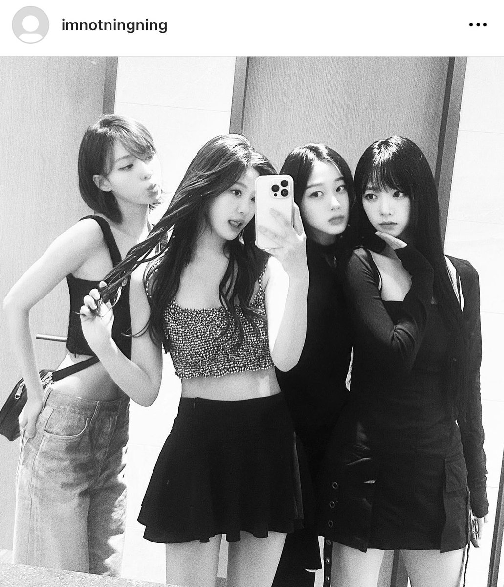 —𝒎. tweet media