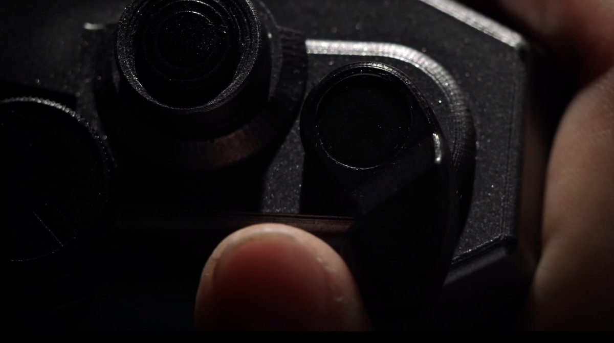 VWFNDR_'s tweet photo. Amazing seeing that PENTAX is developing a new series of film cameras - starting with a new  fixed-lens  (non-SLR) compact camera that will include the film winding lever as their main feeling-feature
- https://t.co/LcOJgw3uvR