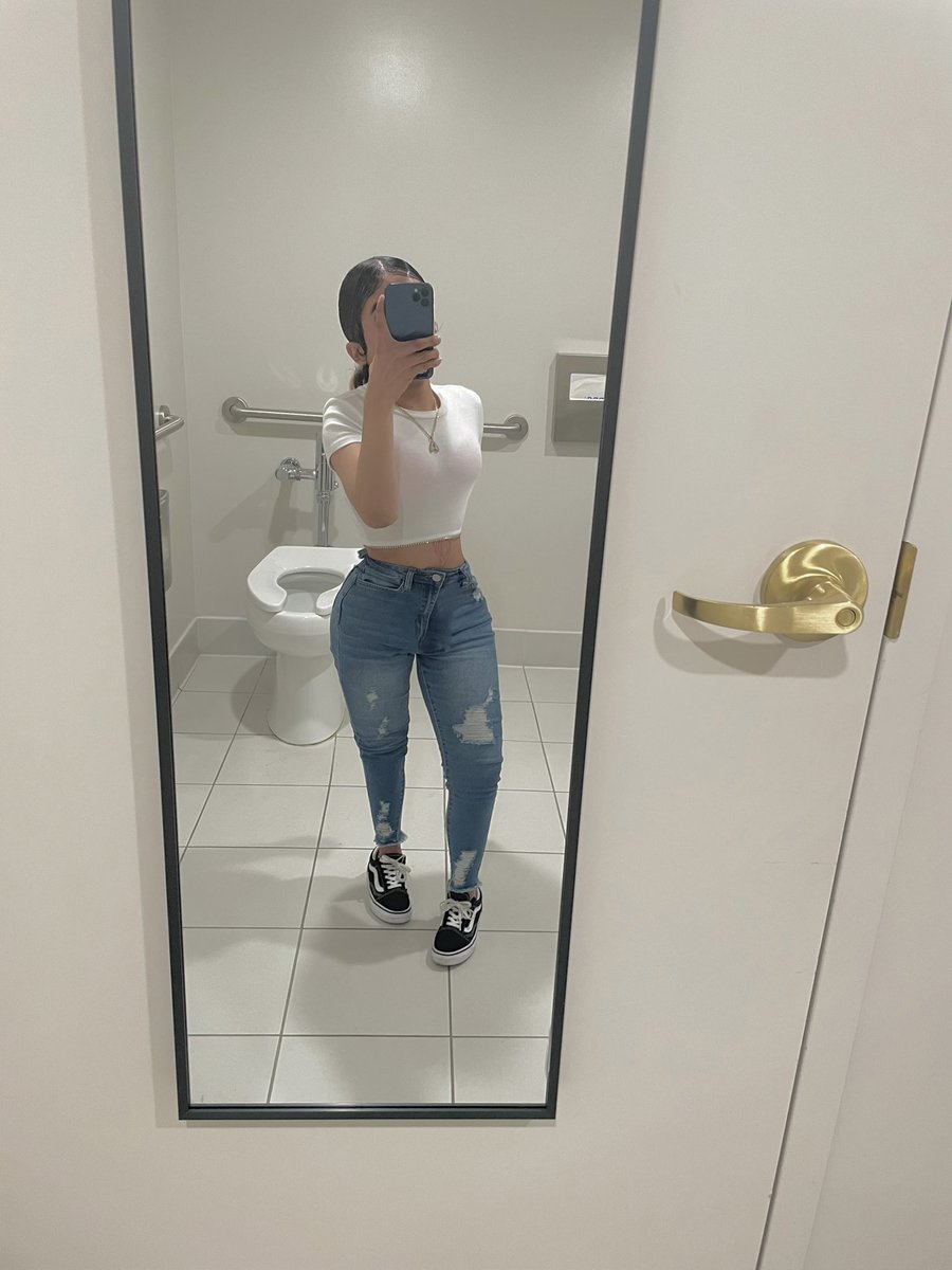 𝔓𝔯𝔦𝔫𝔠𝔢𝔰𝔰 69 tweet media