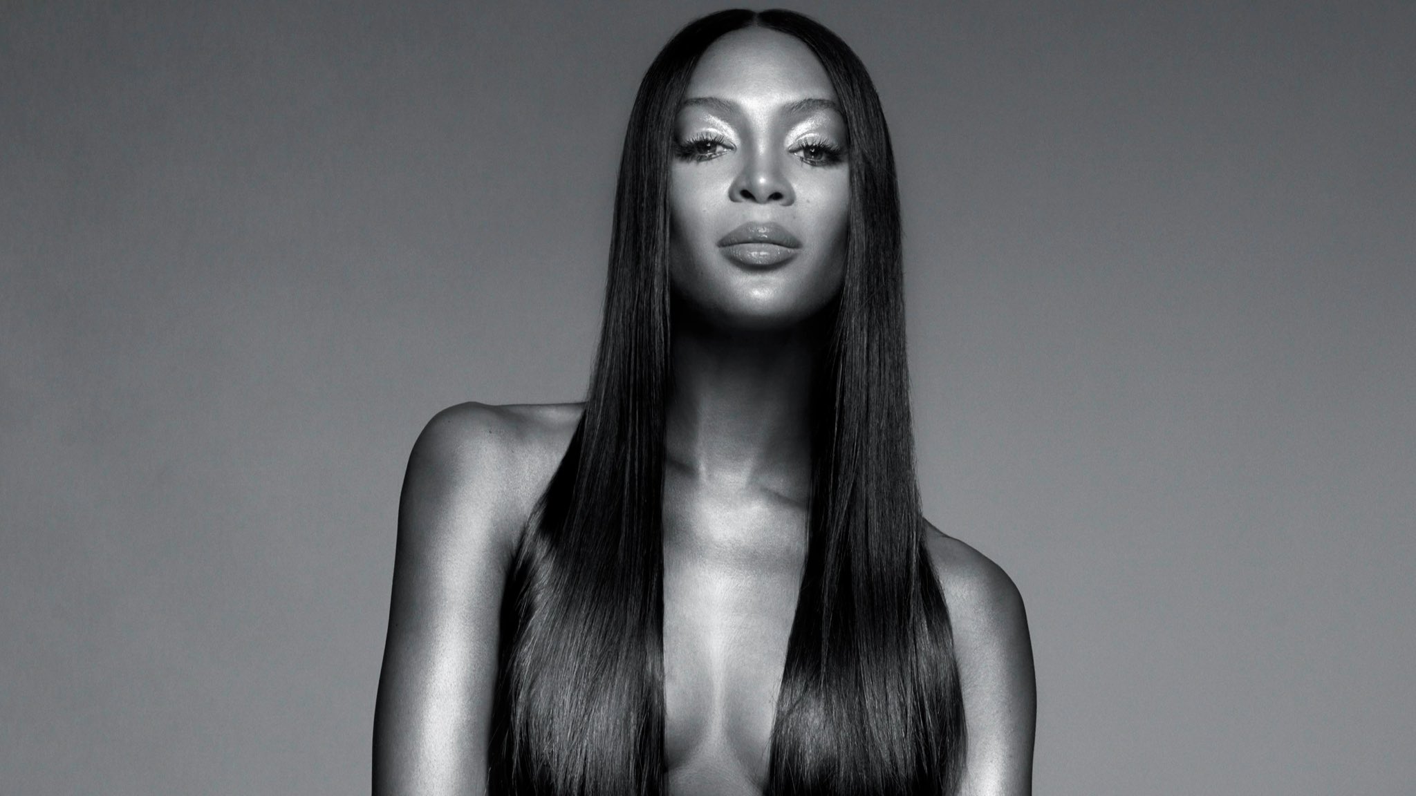 Happy 53rd birthday to the iconic Naomi Campbell. 