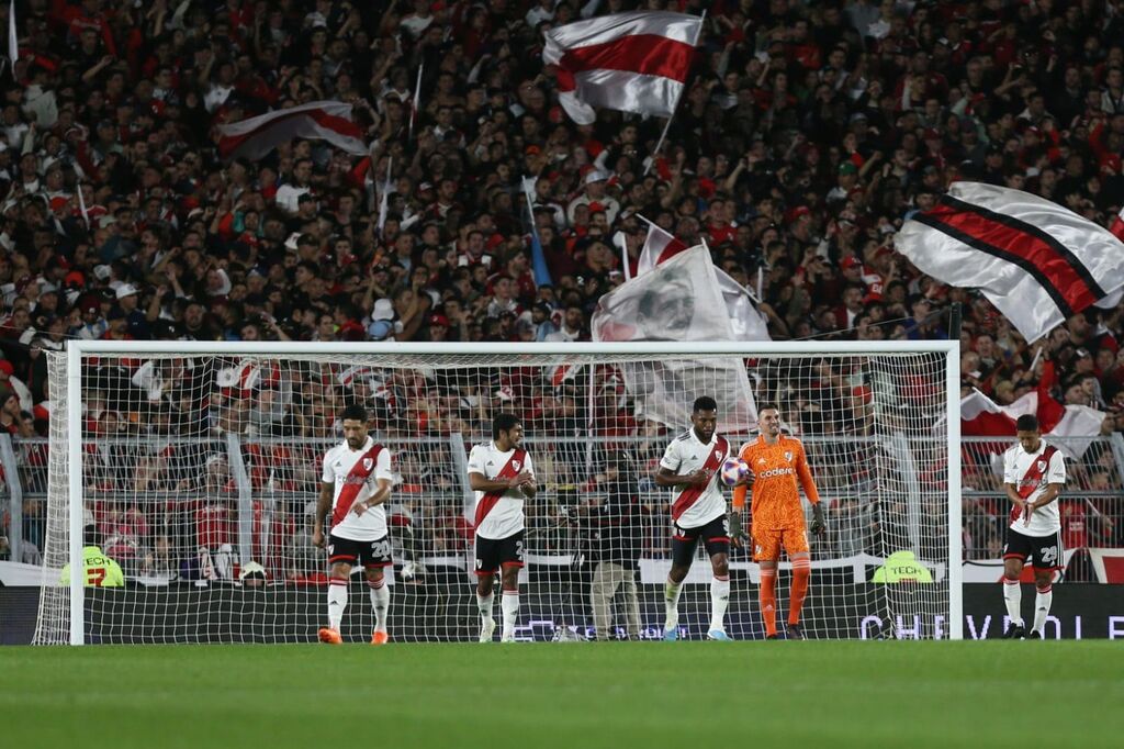 River: Matías Kranevitter, un regreso esperado; los puntajes millonarios, con poder de gol pero flojos en la defensa