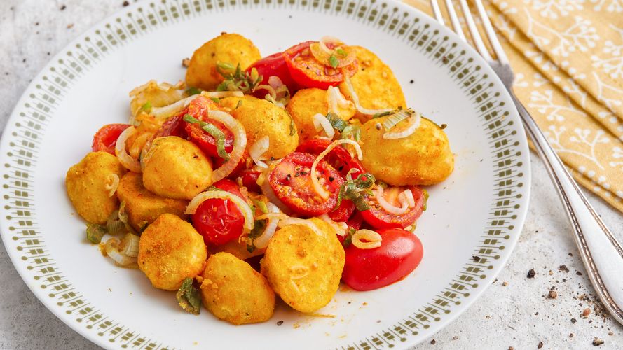 ZentrumGesund's tweet photo. Kartoffeln mit indischen Gewürzen verfeinert
#Gesundes #Rezept: #Kartoffeln mit #indischen #Gewürzen, wie Kreuzkümmel, Kurkuma, Fenchelsamen und Korianderpulver verfeinert https://t.co/zJMGsGb4uM und https://t.co/9f92Z7kl64 https://t.co/Ifxg7GdlfA